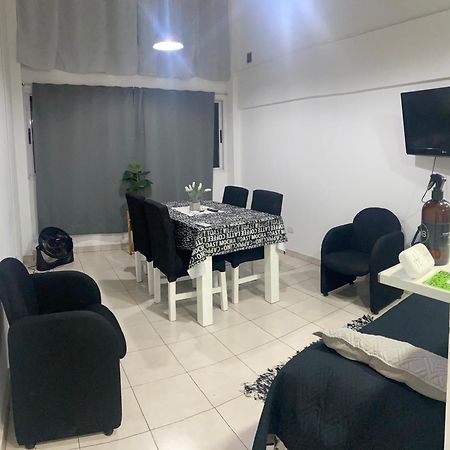 El Depto Tipo Duplex Pleno Centro Incluye Cochera Consultar Servicio De Parking Apartamento Monte Grande Exterior foto