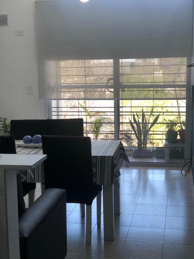 El Depto Tipo Duplex Pleno Centro Incluye Cochera Consultar Servicio De Parking Apartamento Monte Grande Exterior foto