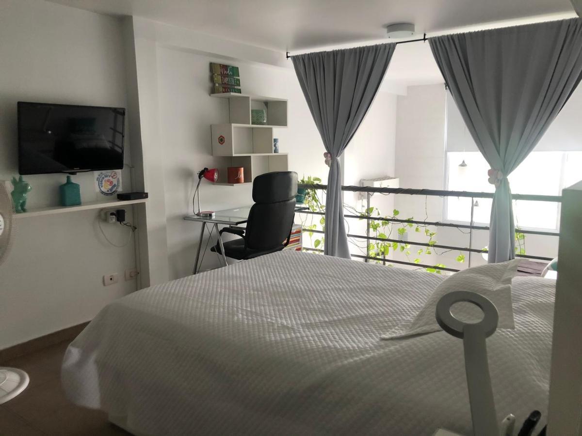 El Depto Tipo Duplex Pleno Centro Incluye Cochera Consultar Servicio De Parking Apartamento Monte Grande Exterior foto